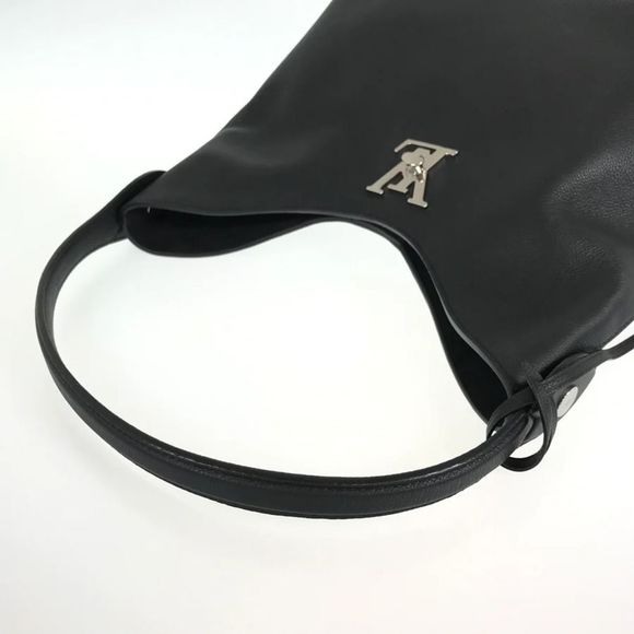 Louis Vuitton Lock Me Hobo Shoulder Bag Black - Picture 6 of 10